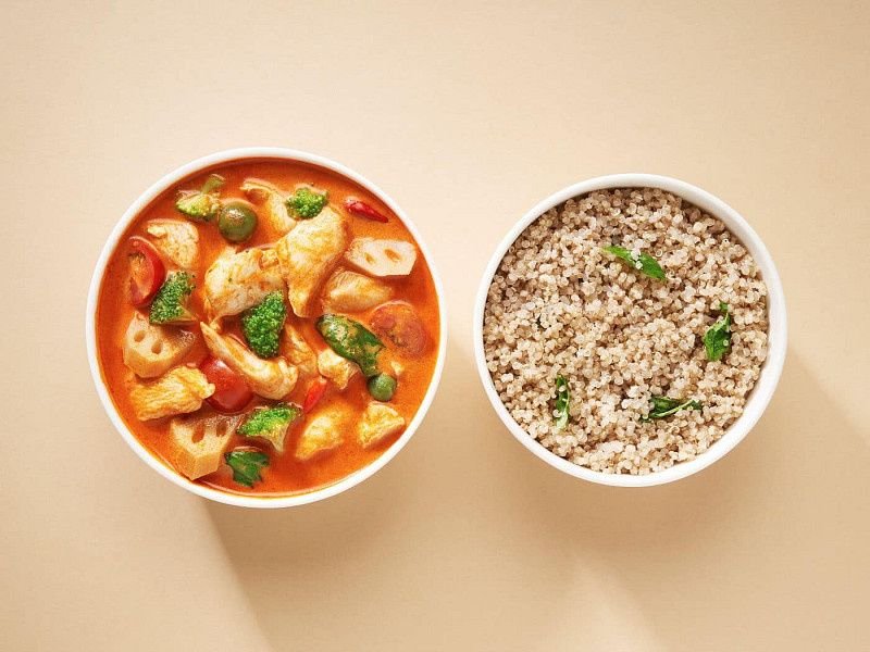 High Protein Chicken Thai Red Curry With Brown Rice